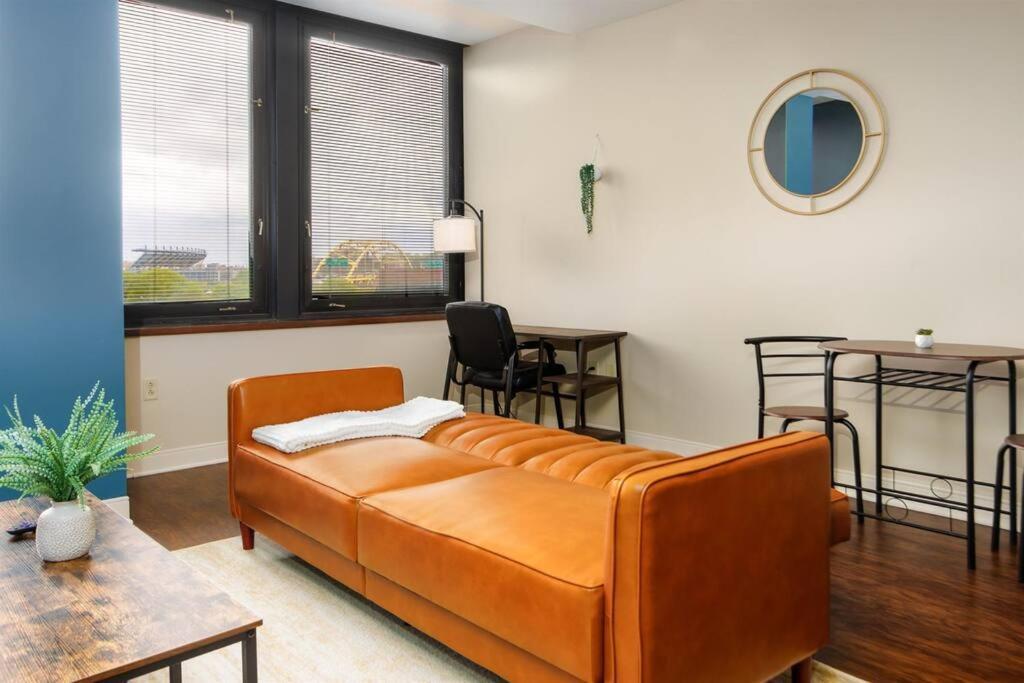 Sweeping Stadium Views Wonderfully Located 24-7 Parking Gym Lounge 피츠버그 외부 사진